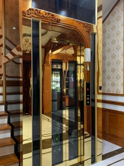 Thang Máy Cửa Mở Tự Động 